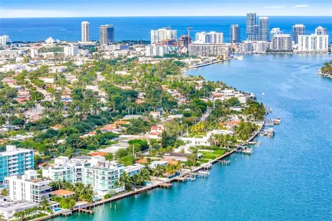 1920 Bay Drive Miami Beach FL 33141