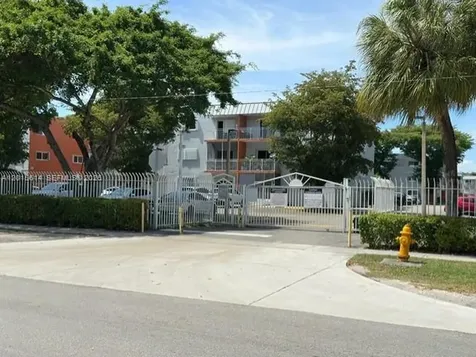 11301 SW 200th Street Miami FL 33157