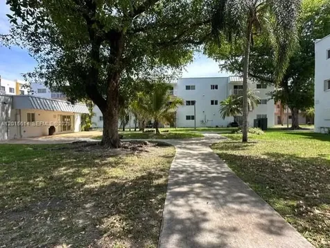 11301 SW 200th Street Miami FL 33157