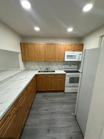11301 SW 200th Street Miami FL 33157