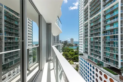 77 SE 5th Street Miami FL 33131
