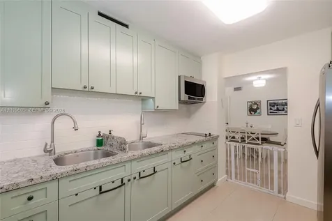 5750 Collins Avenue Miami Beach FL 33140
