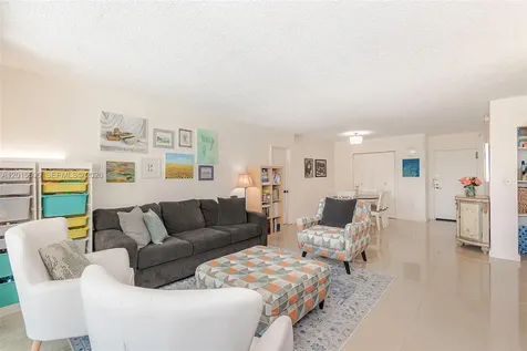 5750 Collins Avenue Miami Beach FL 33140