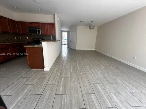 1036 NE 208th Street Miami FL 33179