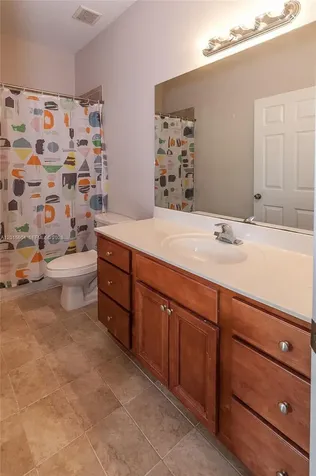 1036 NE 208th Street Miami FL 33179