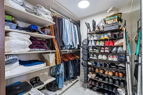 465 Brickell Avenue Miami FL 33131