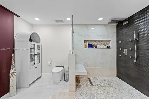 465 Brickell Avenue Miami FL 33131