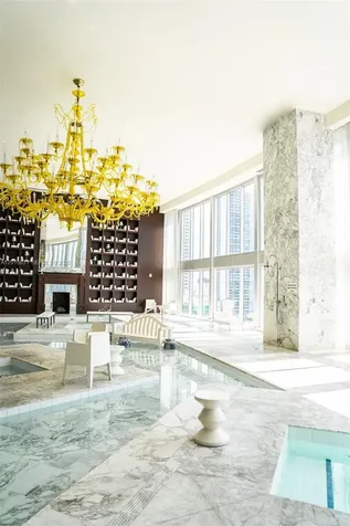 465 Brickell Avenue Miami FL 33131