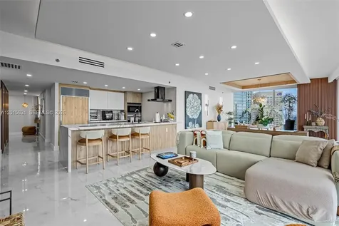 465 Brickell Avenue Miami FL 33131