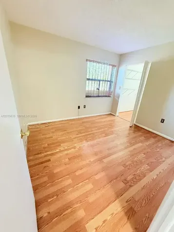 445 W Park Drive Miami FL 33172