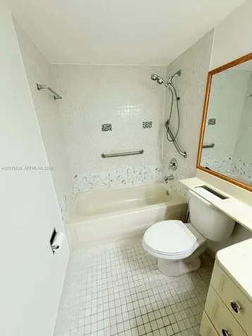 445 W Park Drive Miami FL 33172