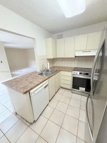 445 W Park Drive Miami FL 33172