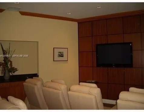 1745 E Hallandale Beach Boulevard Hallandale Beach FL 33009