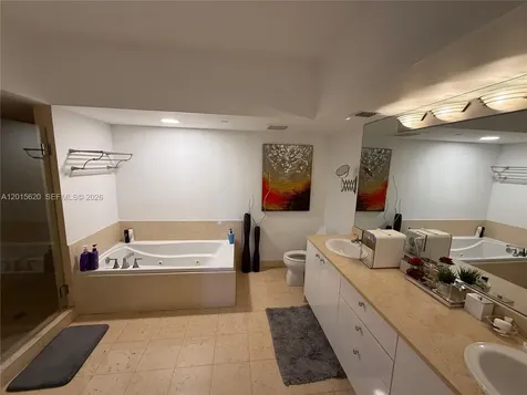 19900 E Country Club Drive Aventura FL 33180