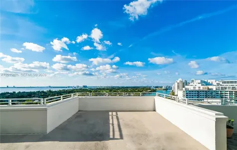 5255 Collins Avenue Miami Beach FL 33140