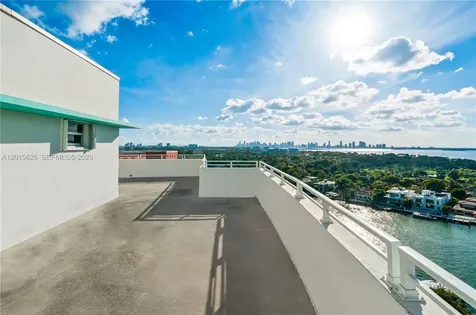 5255 Collins Avenue Miami Beach FL 33140