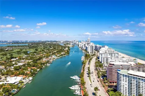 5255 Collins Avenue Miami Beach FL 33140