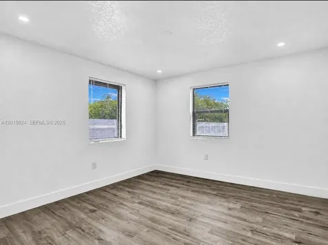 4129 SW 23 Street West Park FL 33023