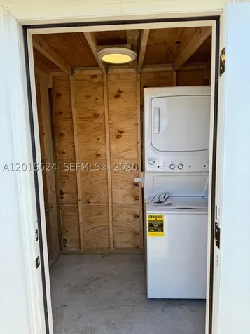 4129 SW 23 Street West Park FL 33023