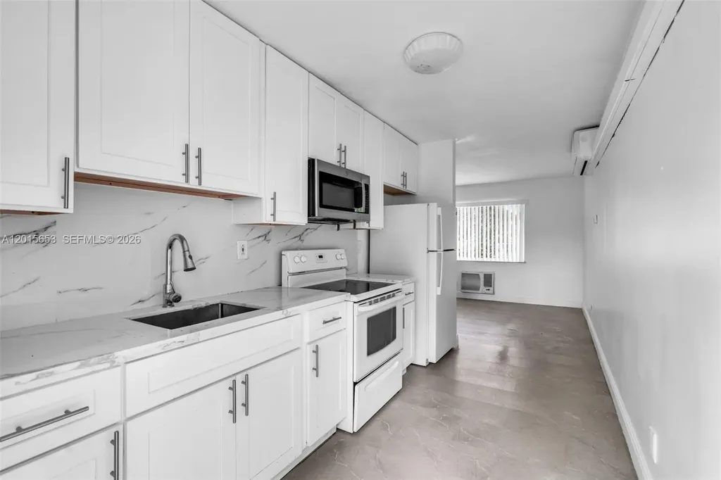 645 NW 15th Avenue Fort Lauderdale FL 33311