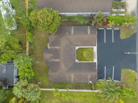 645 NW 15th Avenue Fort Lauderdale FL 33311