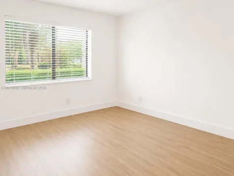 439 Lakeview Drive Weston FL 33326