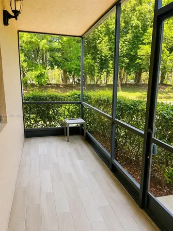 439 Lakeview Drive Weston FL 33326