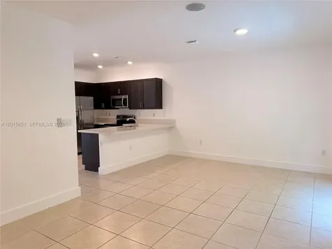 1328 SE 26th Terrace Homestead FL 33035