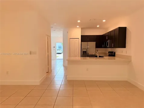1328 SE 26th Terrace Homestead FL 33035
