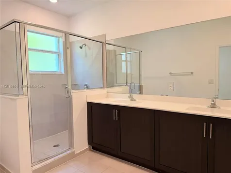1328 SE 26th Terrace Homestead FL 33035