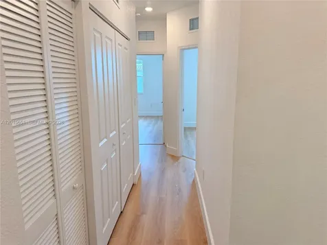 1328 SE 26th Terrace Homestead FL 33035