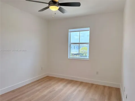 1328 SE 26th Terrace Homestead FL 33035