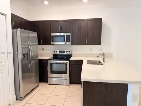 1328 SE 26th Terrace Homestead FL 33035