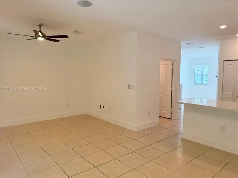 1328 SE 26th Terrace Homestead FL 33035