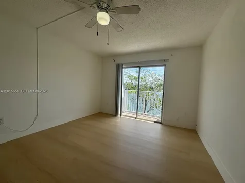 4122 SW 61st Avenue Davie FL 33314