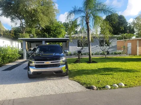 266 NE 162nd Street Miami FL 33162
