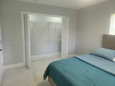 266 NE 162nd Street Miami FL 33162