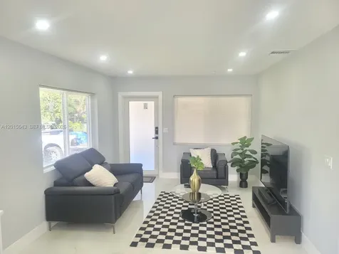 266 NE 162nd Street Miami FL 33162