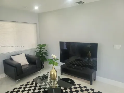 266 NE 162nd Street Miami FL 33162