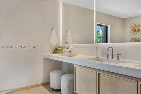 72 W Shore Drive W Miami FL 33133