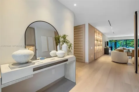 72 W Shore Drive W Miami FL 33133