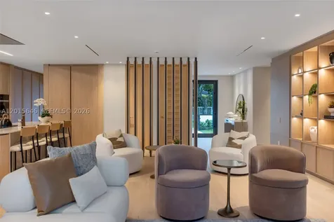 72 W Shore Drive W Miami FL 33133