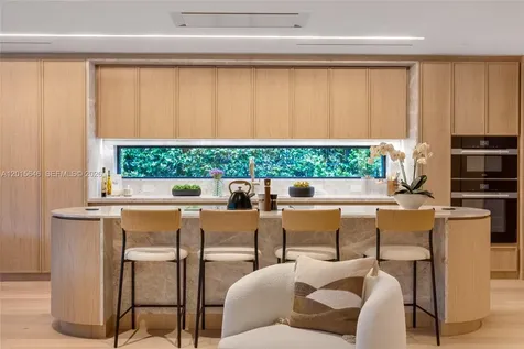 72 W Shore Drive W Miami FL 33133