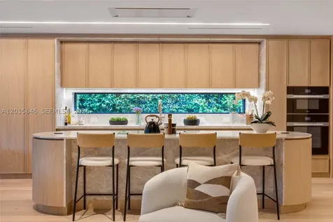 72 W Shore Drive W Miami FL 33133