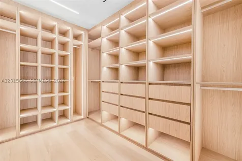 72 W Shore Drive W Miami FL 33133