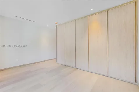72 W Shore Drive W Miami FL 33133