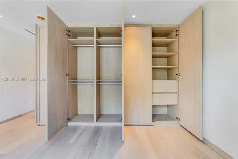 72 W Shore Drive W Miami FL 33133