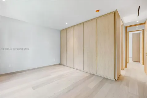 72 W Shore Drive W Miami FL 33133
