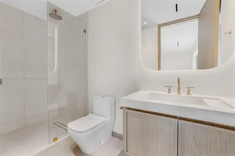 72 W Shore Drive W Miami FL 33133