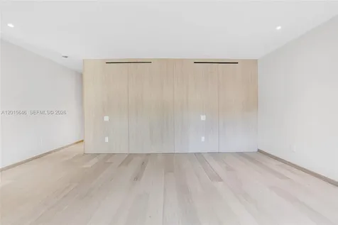 72 W Shore Drive W Miami FL 33133